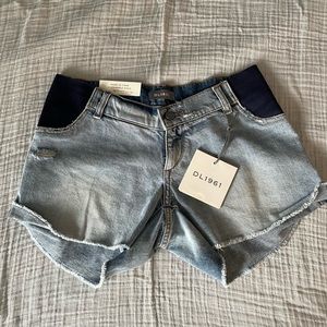DL1961 Boyfriend Maternity Shorts